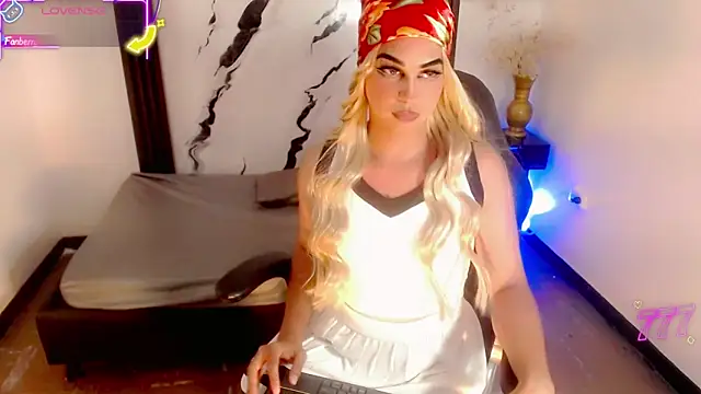 Snapshot of Valeria_Gimon chatting on 06.18.26 Valeria Gimon online show from 06.18.26