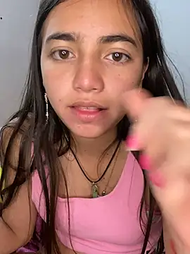 Snapshot of Julia_valentina chatting on 07.15.26 Julia valentina online show from 07.15.26
