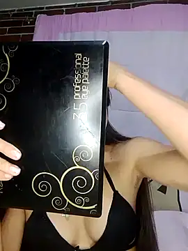 Snapshot of Julia_valentina chatting on 07.28.26 Julia valentina online show from 07.28.26