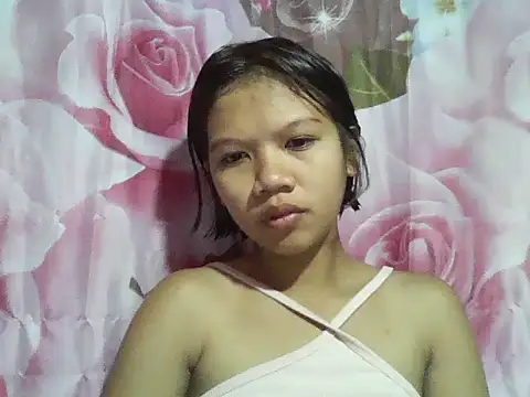 Snapshot of SexyJanePinay chatting on 06.20.26 SexyJanePinay online show from 06.20.26