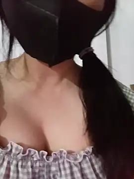 Snapshot of -milk-milk chatting on 06.20.26 -milk-milk online show from 06.20.26