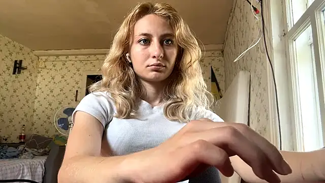 LisaBam online show from 06.18.26
