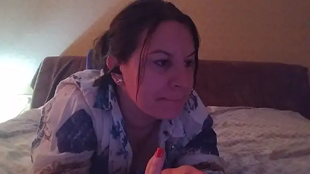 Lauralison online show from 07.12.26