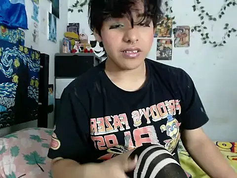 Snapshot of Tiff_-Styles chatting on 07.03.26 Tiff -Styles online show from 07.03.26