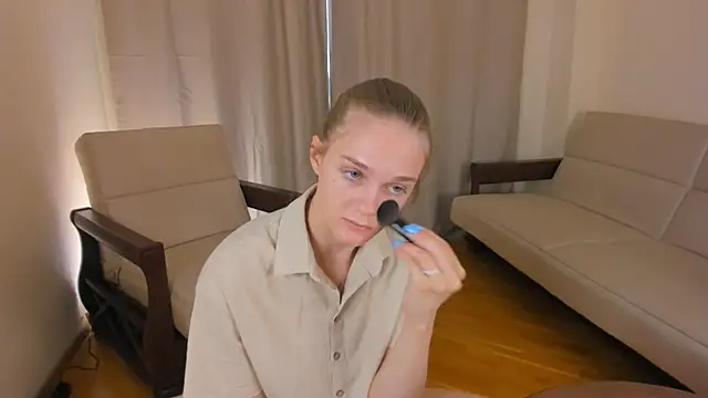 FemMantis online show from 06.26.26