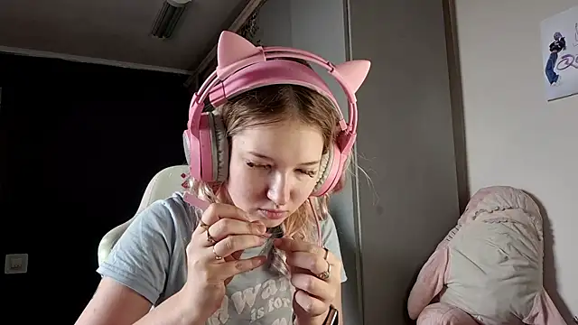 FunnyLila online show from 07.08.26