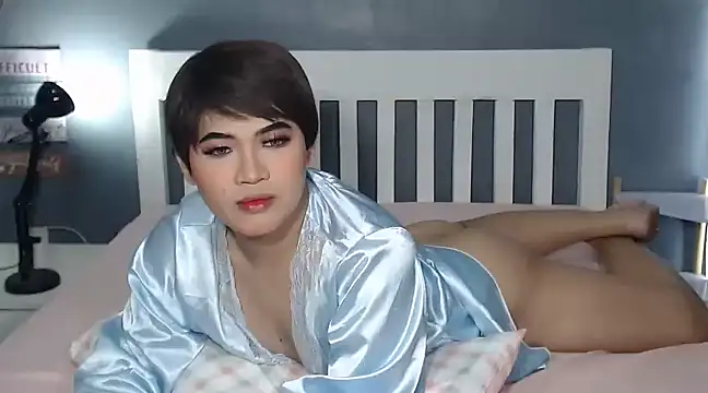 STUCK on YOU  online show from 03.04.25