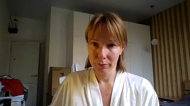 Snapshot of Deloriada chatting on 07.07.26 Deloriada online show from 07.07.26
