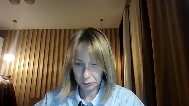 Snapshot of Deloriada chatting on 07.25.26 Deloriada online show from 07.25.26