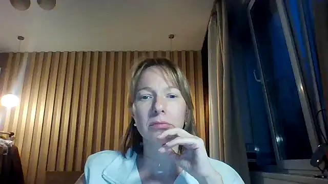 Snapshot of Deloriada chatting on 07.26.26 Deloriada online show from 07.26.26