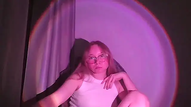 Vinelly online show from 06.26.26