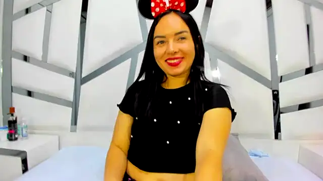 Violett Bliss online show from 08.08.26