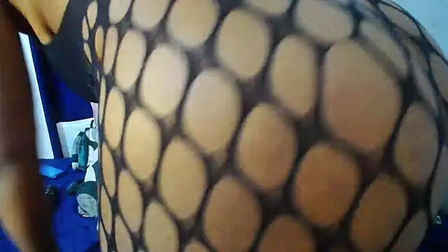 Snapshot of candyass3 chatting on 07.14.26 candyass3 online show from 07.14.26