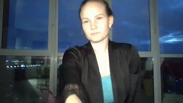 Snapshot of Virellesi chatting on 06.23.26 Virellesi online show from 06.23.26
