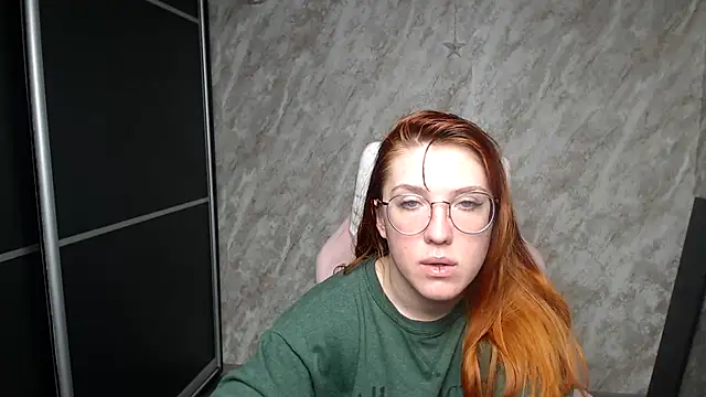 Reginasmilee online show from 02.11.26