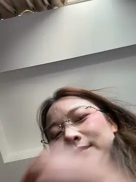 Yueya- online show from 07.14.26