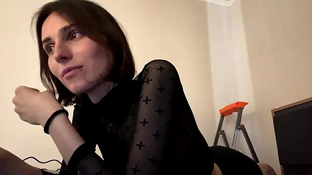 VivianGlow online show from 07.03.26