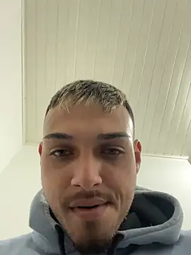 Snapshot of Erick_Santos39 chatting on 06.26.26 Erick Santos39 online show from 06.26.26