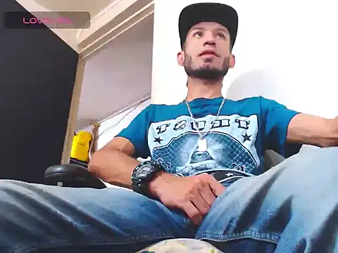 Snapshot of WOLFMONSTERDICK chatting on 07.10.26 WOLFMONSTERDICK online show from 07.10.26