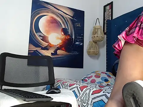 Hotchantal1 online show from 06.30.26
