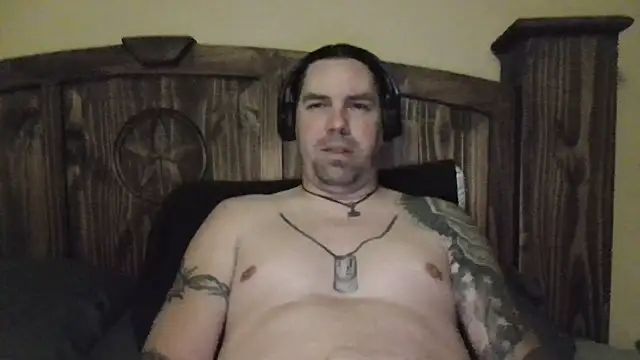 Snapshot of BikerLipps85 chatting on 07.01.26 BikerLipps85 online show from 07.01.26