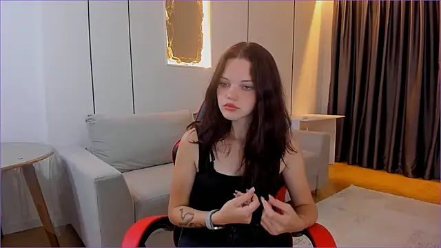 Snapshot of kaiaa_sky chatting on 07.03.26 kaiaa sky online show from 07.03.26