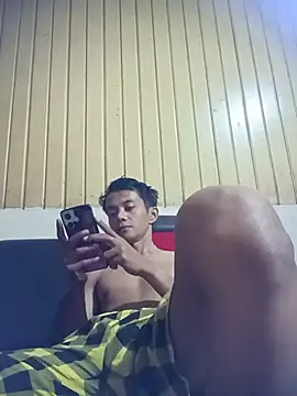 Younk001 online show from 07.28.26
