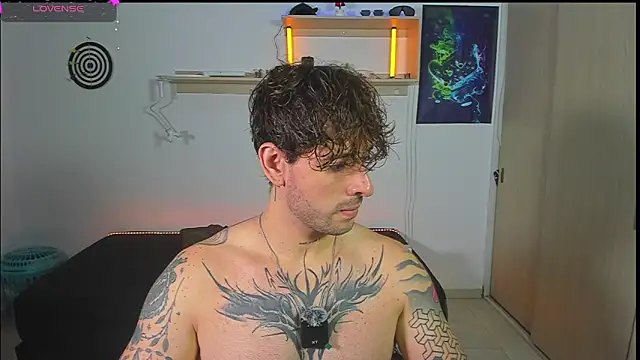 Snapshot of ARES_TATTO chatting on 07.09.26 ARES TATTO online show from 07.09.26