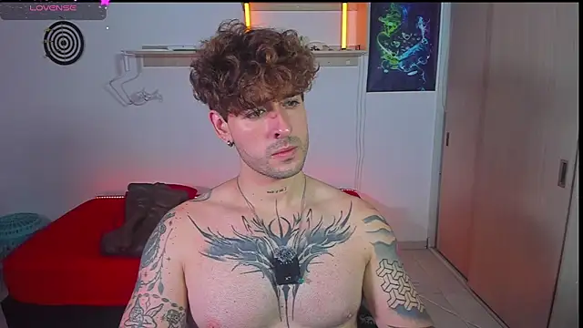Snapshot of ARES_TATTO chatting on 07.14.26 ARES TATTO online show from 07.14.26