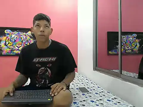 latinosninfomanos online show from 07.08.26
