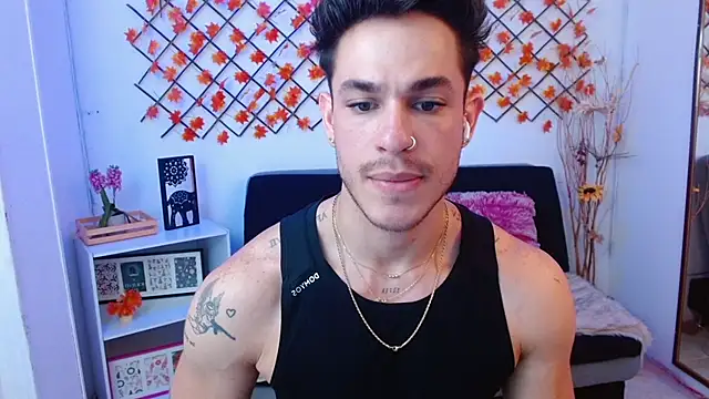  Juan023  online show from 07.10.26