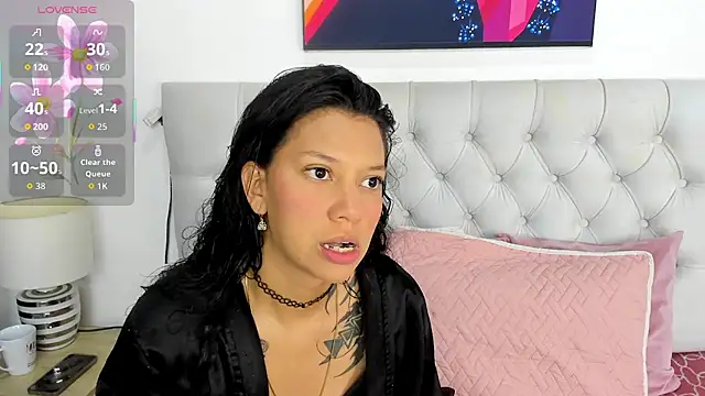 Katrina stone online show from 07.06.26