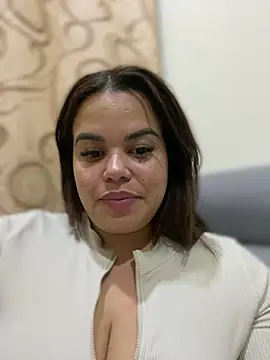 AliceStarshine online show from 03.21.25