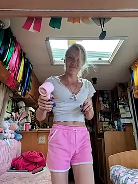 Snapshot of Mistressmay_ chatting on 07.06.26 Mistressmay online show from 07.06.26