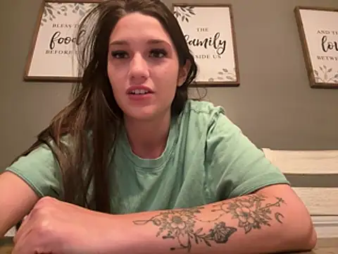 prettygirll00 online show from 07.07.26