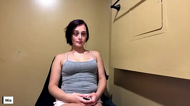 miaaellie online show from 07.15.26