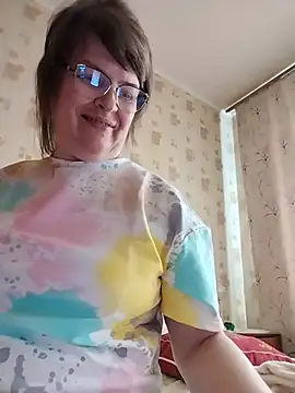 Snapshot of Irena-mis chatting on 07.14.26 Irena-mis online show from 07.14.26