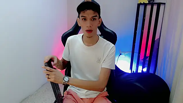 YorYo hot online show from 07.10.26
