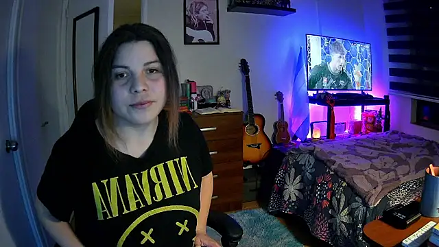 Allis Wonderland online show from 07.12.26