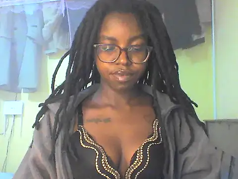 Snapshot of Ebonymuse chatting on 07.14.26 Ebonymuse online show from 07.14.26