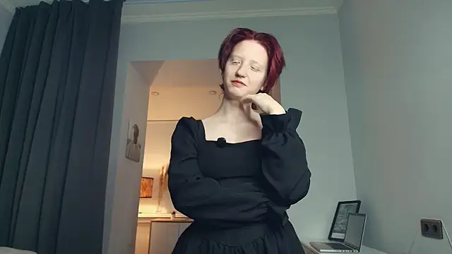 Snapshot of KelleCullison chatting on 07.16.26 KelleCullison online show from 07.16.26