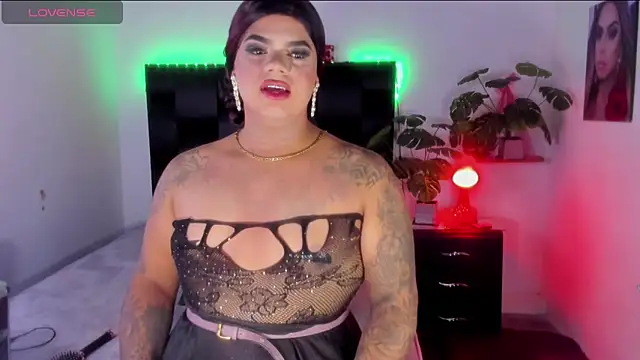 Snapshot of isabelleandbrand chatting on 01.11.25 isabelleandbrand online show from 01.11.25