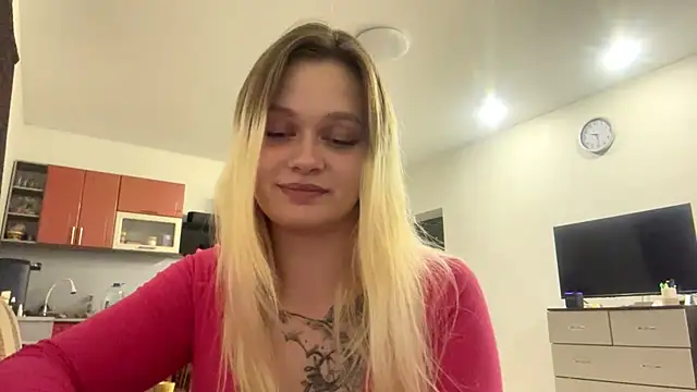 Snapshot of MaggyVerse chatting on 07.14.26 MaggyVerse online show from 07.14.26