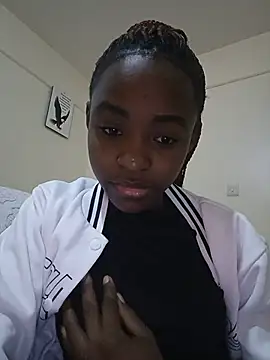 Snapshot of kemmy_sweet chatting on 07.14.26 kemmy sweet online show from 07.14.26