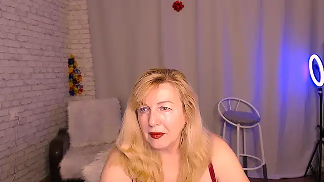 Samantha Si online show from 02.04.25