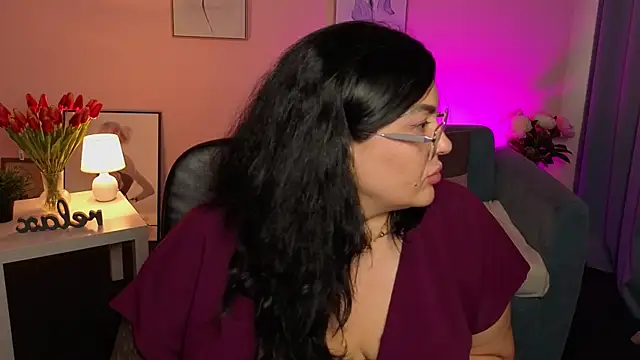 MiaCoollins online show from 07.14.26