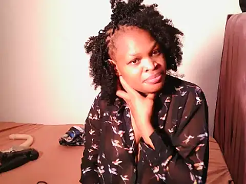 Snapshot of leylawalker chatting on 07.15.26 leylawalker online show from 07.15.26