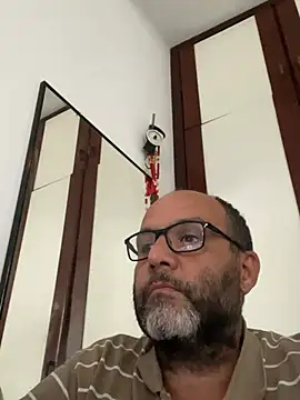 Snapshot of CASALSAFADOONE chatting on 07.15.26 CASALSAFADOONE online show from 07.15.26
