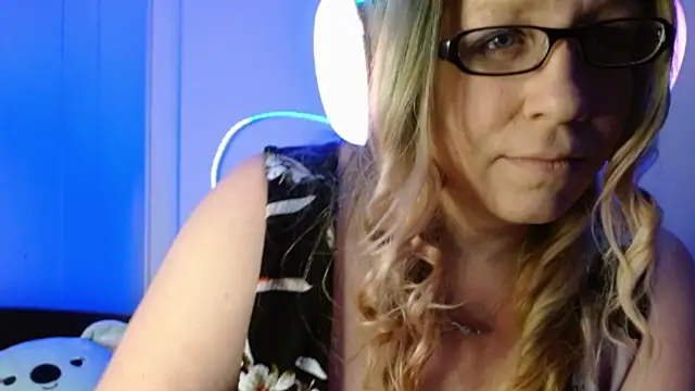 XxMs StarzxX online show from 01.17.25