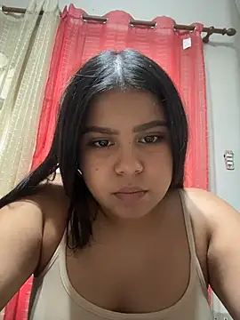 Snapshot of queen_valki chatting on 08.05.26 queen valki online show from 08.05.26